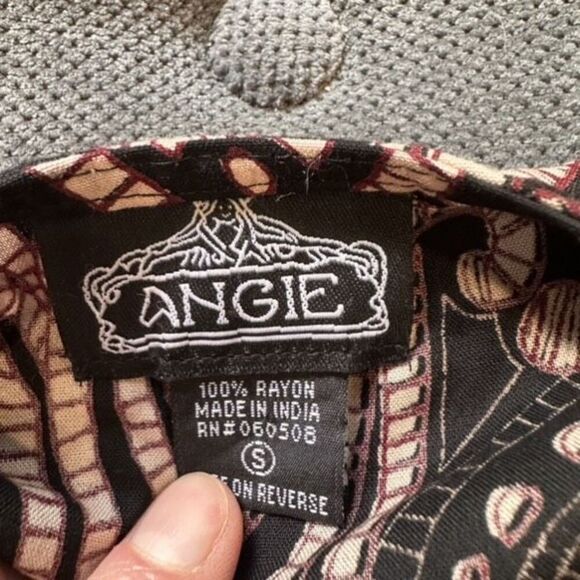 Angie Women's Open Front Short Sleeve Crochet Lace Trim Kimono Top Black Small - Picture 8 of 9